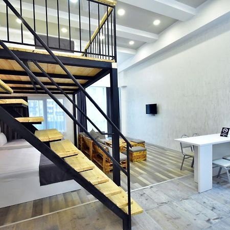Libereco Aparthotel Батуми Экстерьер фото