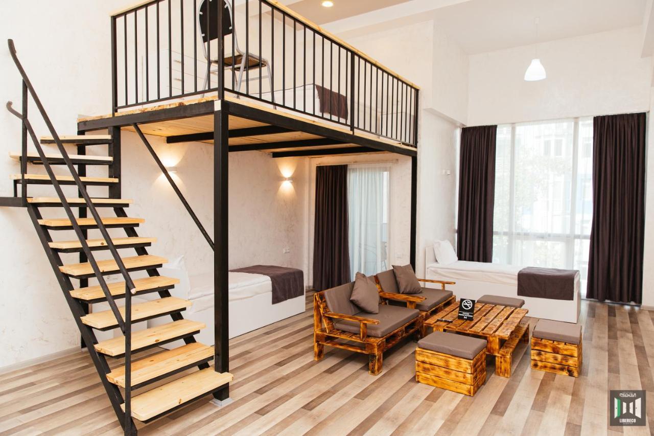 Libereco Aparthotel Батуми Экстерьер фото