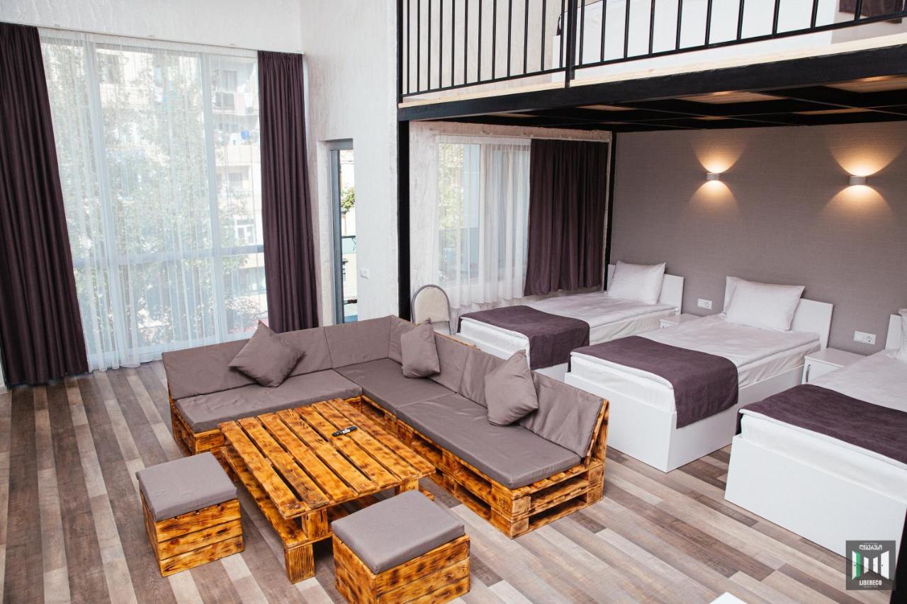 Libereco Aparthotel Батуми Экстерьер фото