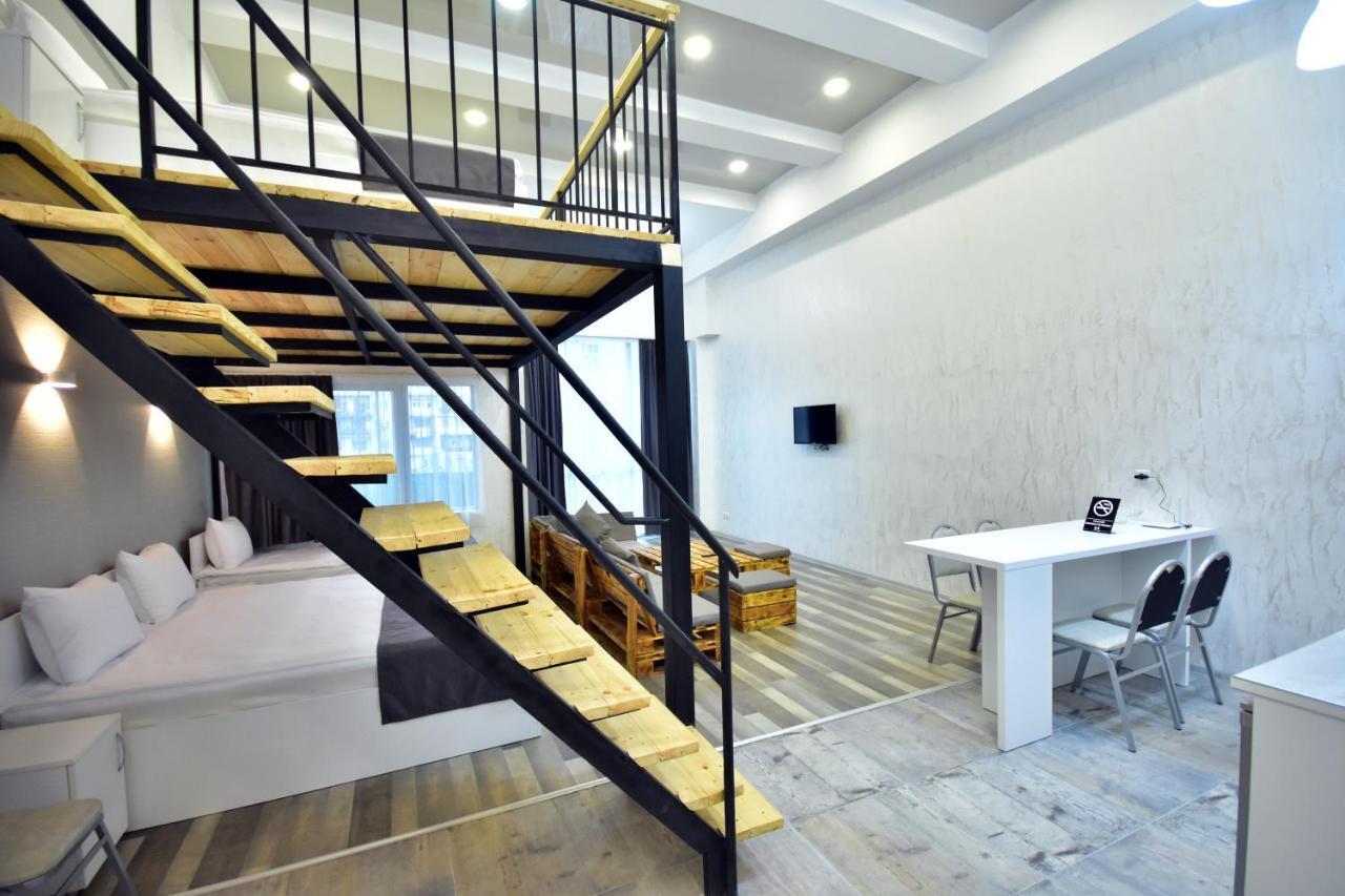 Libereco Aparthotel Батуми Экстерьер фото