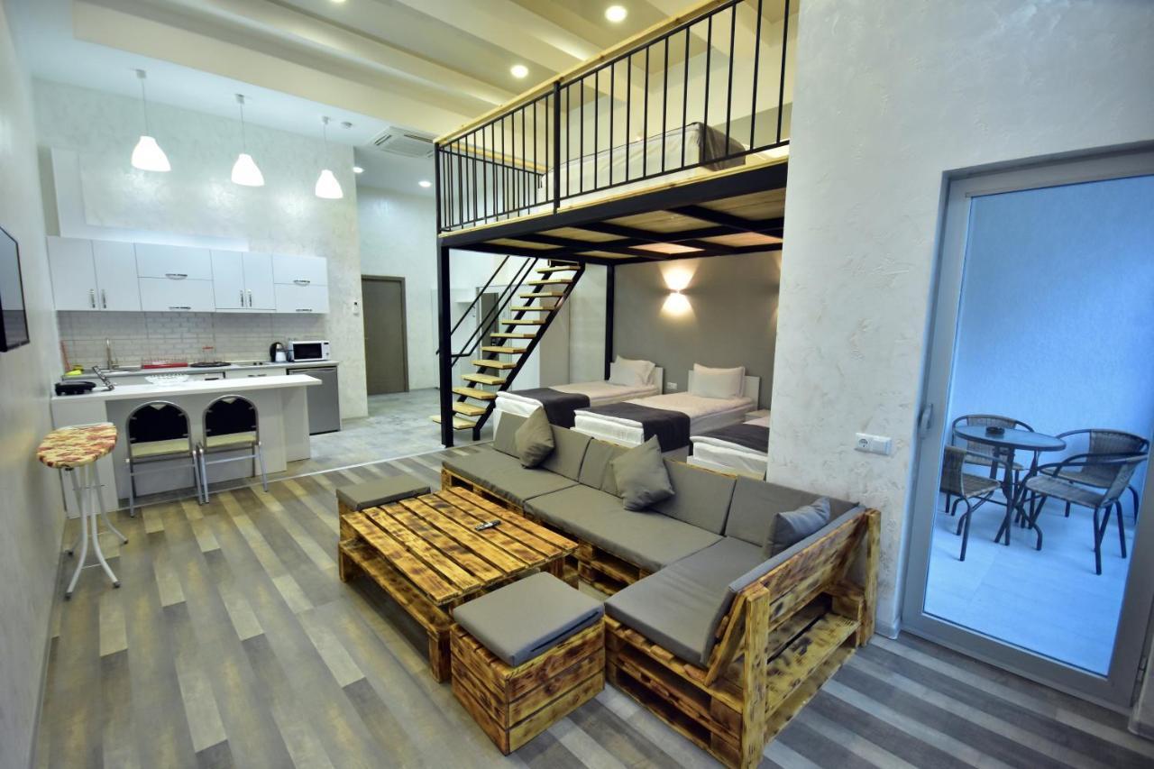 Libereco Aparthotel Батуми Экстерьер фото